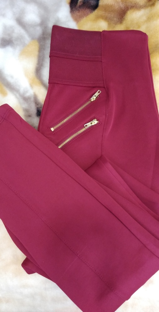SOLD!!!  LEGGINGS